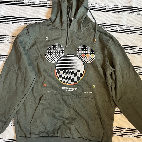 Mickey Mouse hoodie size M unisex sweater pullover - Picture 2 of 4